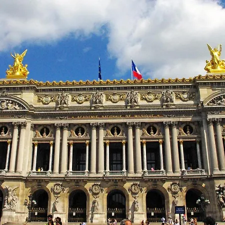 7 Historic Marais Near Bastille & Metro * باريس